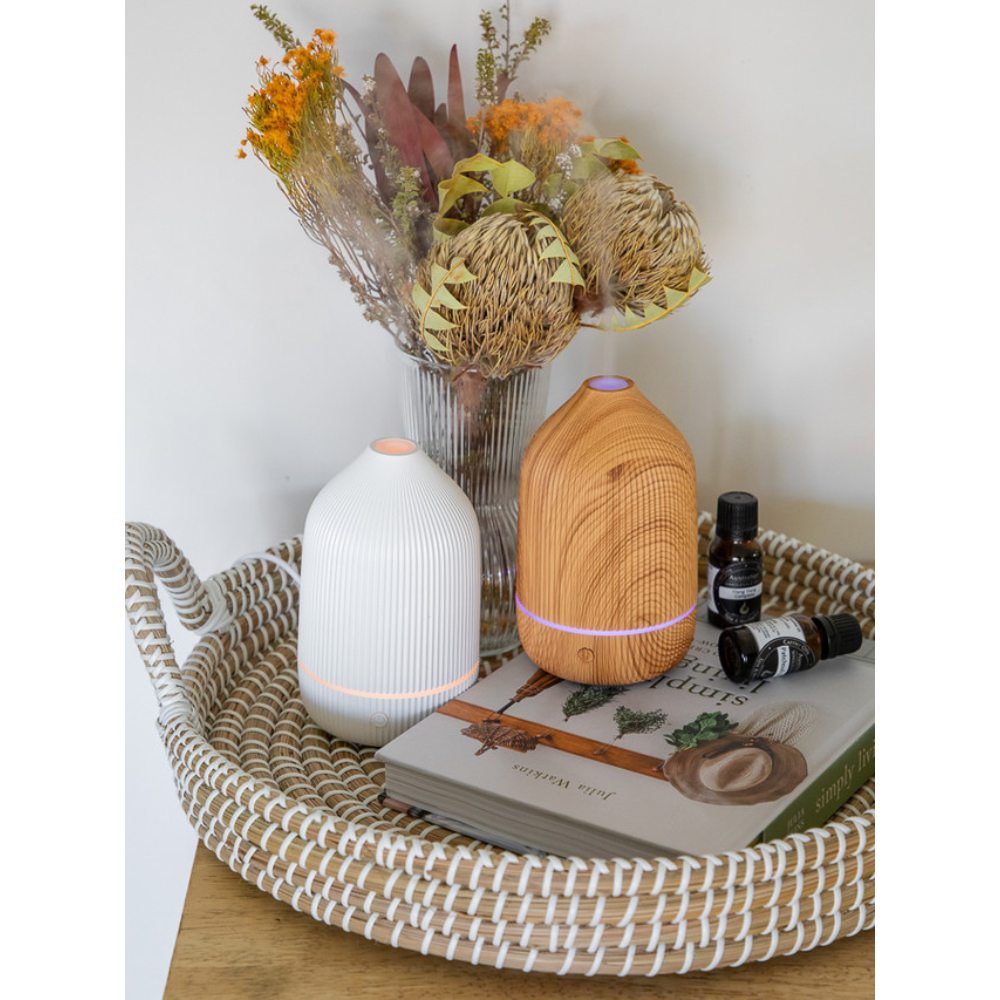 Desktop Aroma Diffuser - Matte White 4